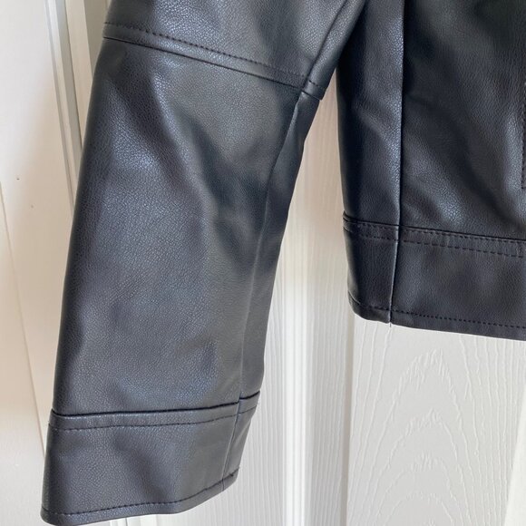 Zara Black Faux Leather Moto Jacket Size 10 (small) with zipper pockets - Picture 3 of 8